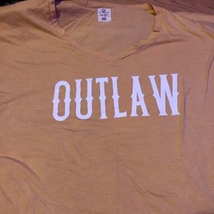 T-shirt “outlaw”